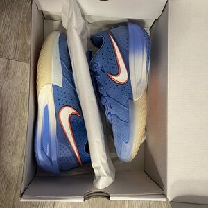 Nike GT Cut 3 Basketball Shoe Women's 7.5 / Men's 6